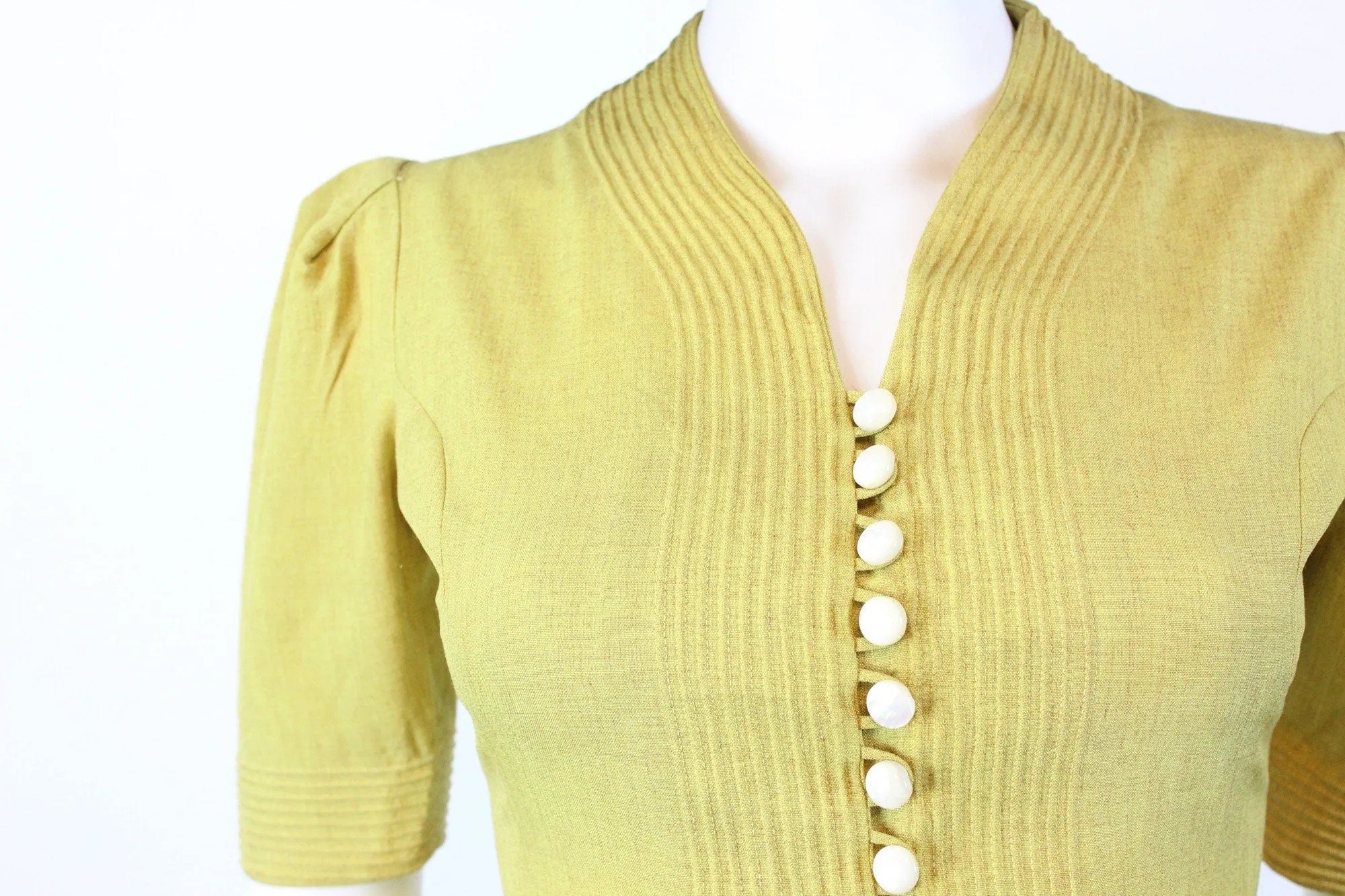 1940s CHARTREUSE linen set suit xxs | new spring