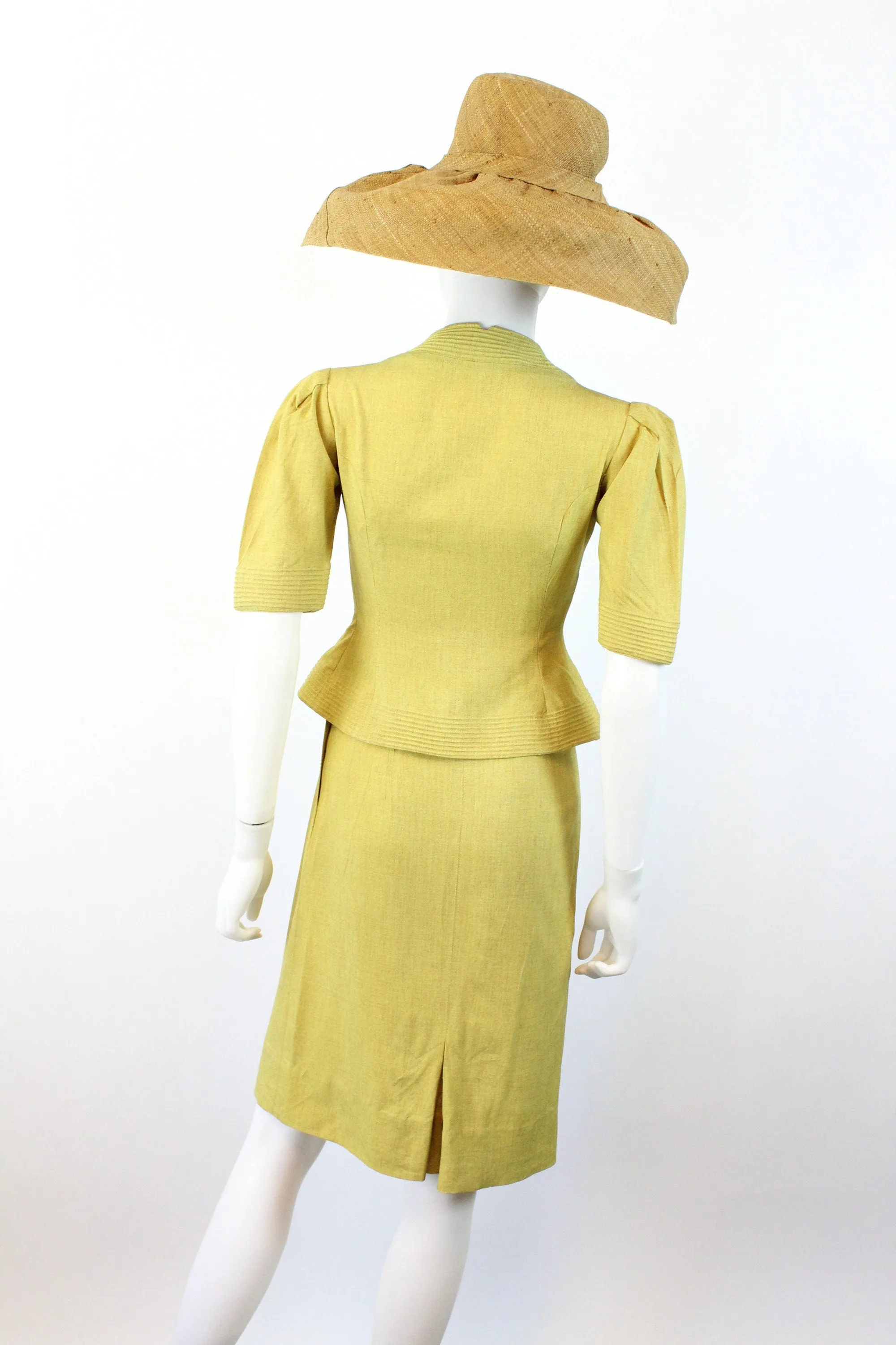 1940s CHARTREUSE linen set suit xxs | new spring