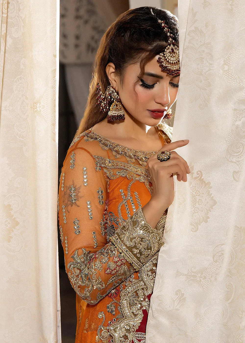 Andaaz-E-Khaas Bridal Formals 2023 by Imrozia | IB-42 Sofi