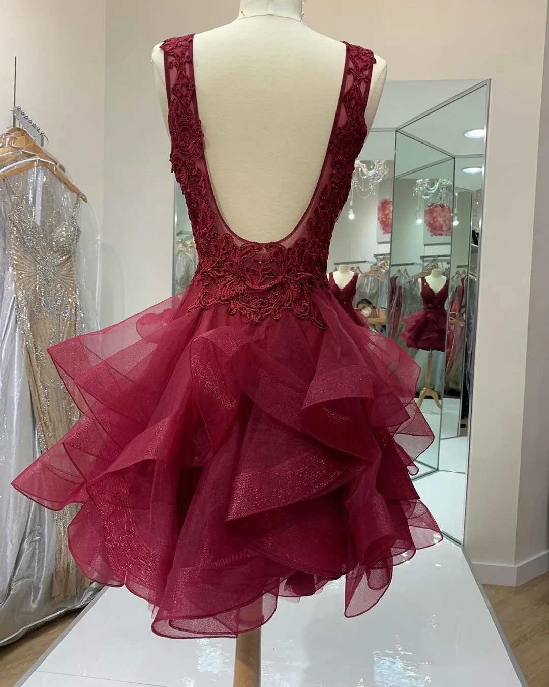 Burgundy Short Homecoming Dress, Backless 6189