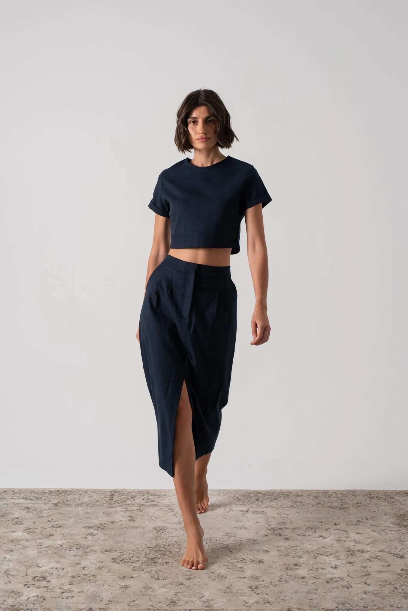 Zafran Midi Skirt in Navy